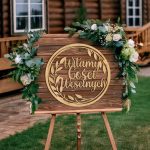 Dekoracje weselne na stół ściankę mąż żona koło